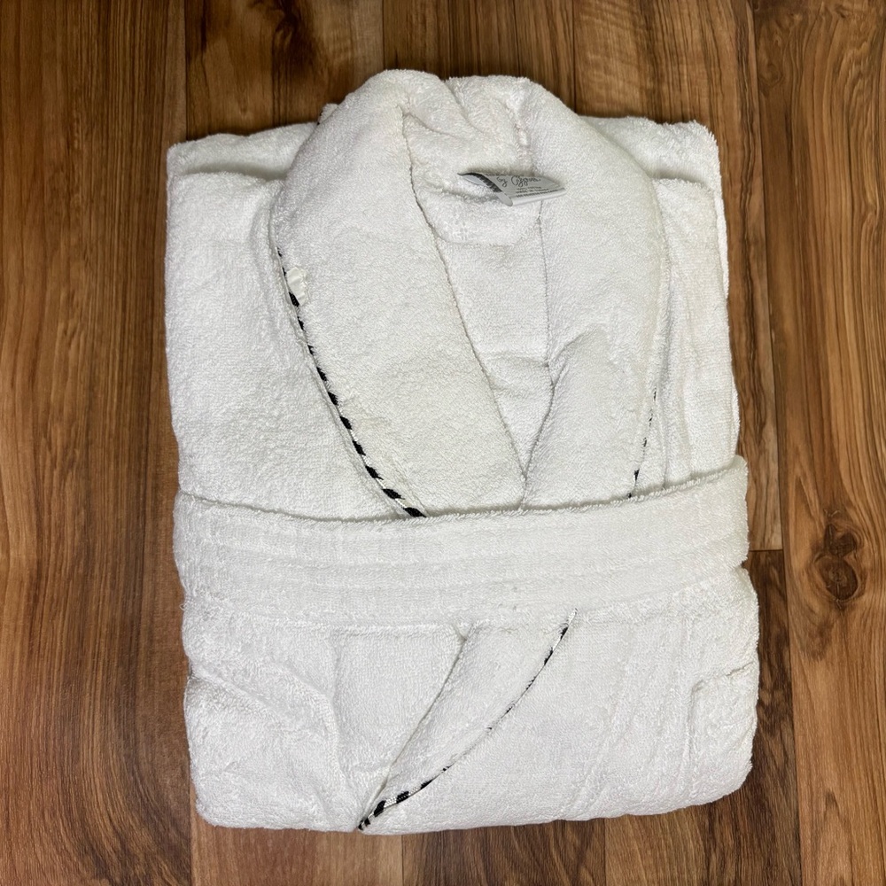 Four Seasons Hotel Resorts Cypress Turkish 100% Cotton Bathrobe NWT One Size